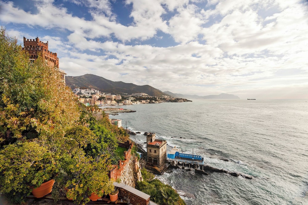 Santa Chiara Apartment view 5