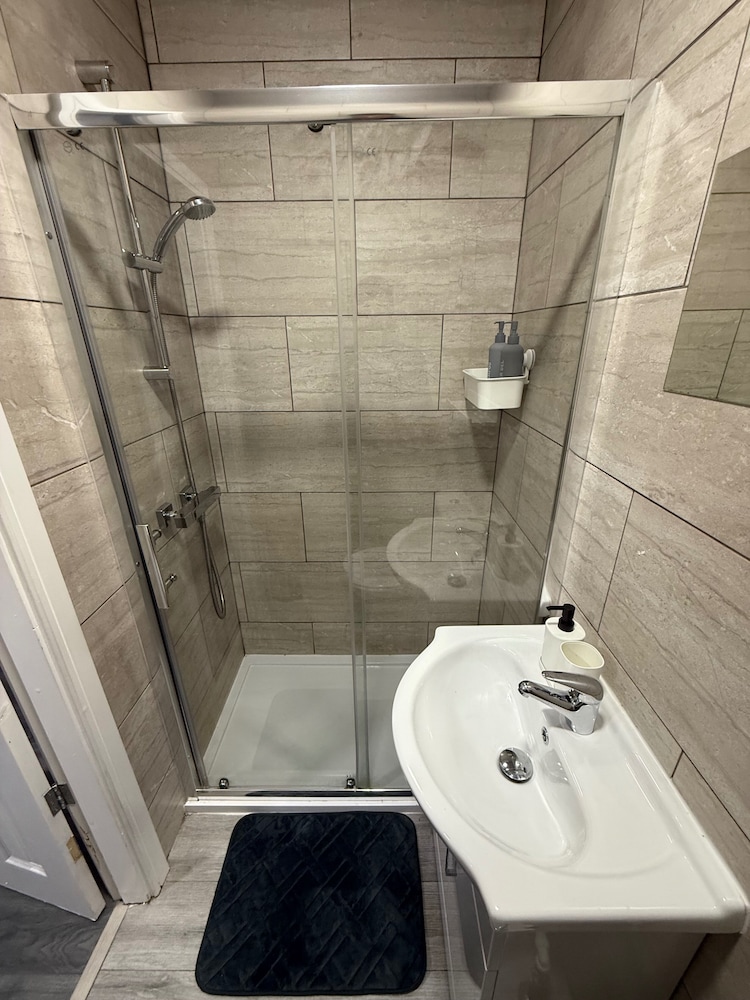 Coastal Comfort City Centre Condo