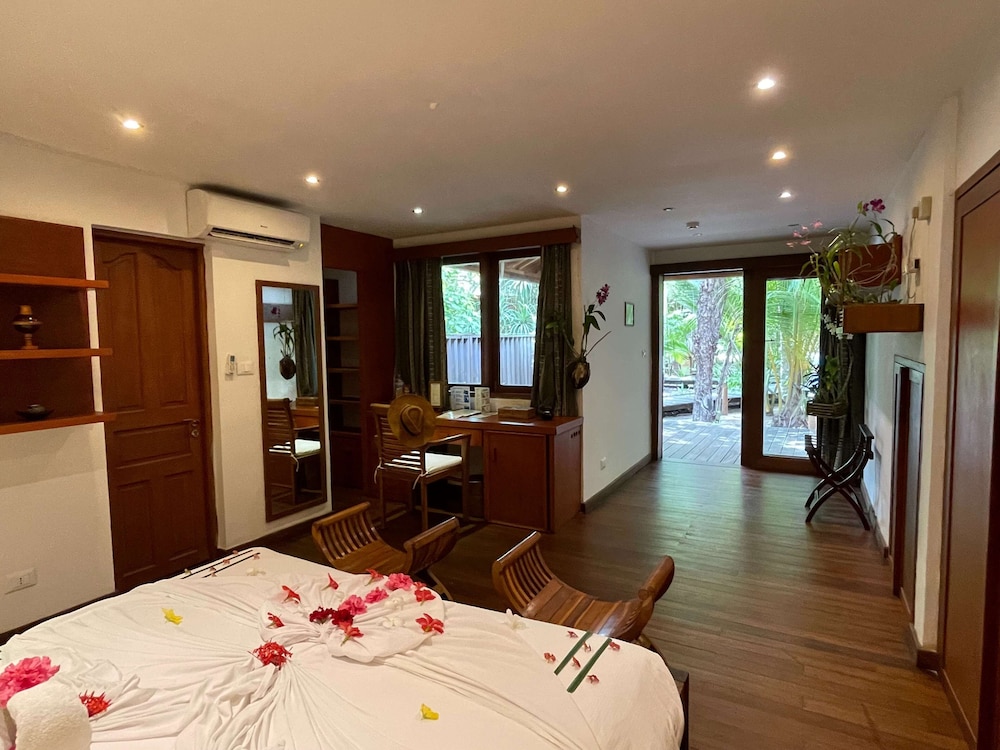 Gangehi Island Resort