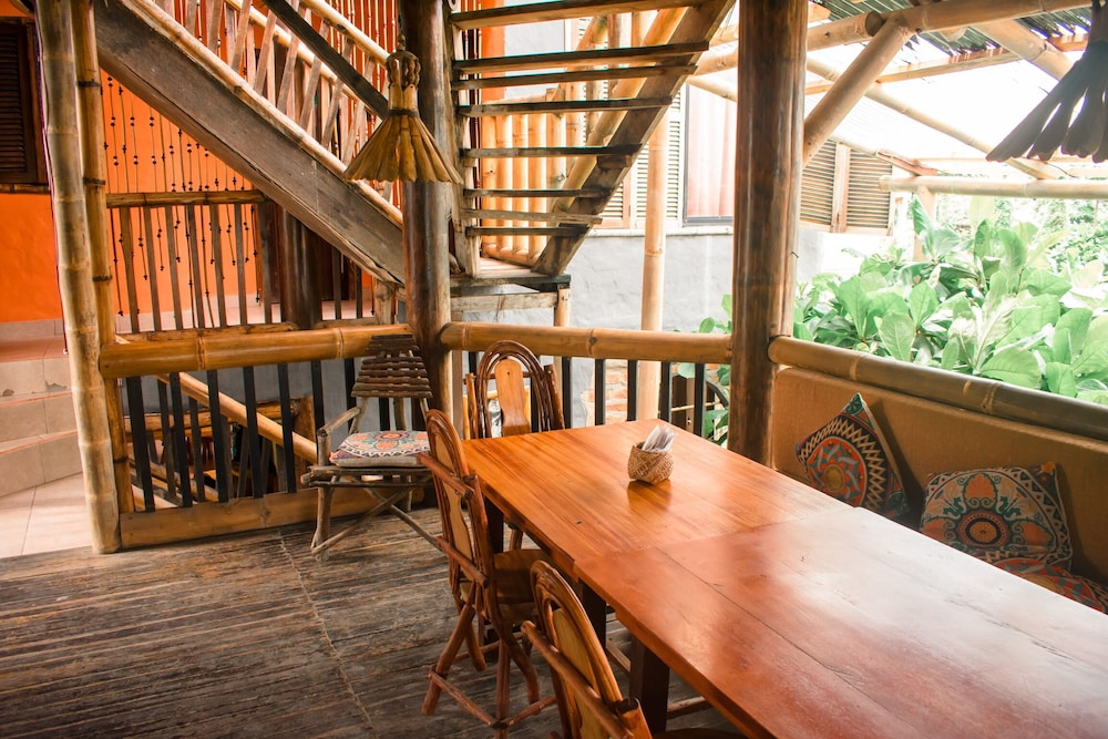 La Facha Hostel Restaurant Surf
