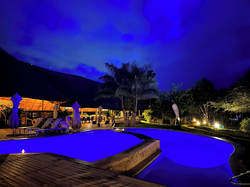 Shearwater Explorers Village