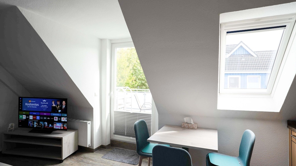 Helle Ferienwohnung fur Zwei Personen in Bensersiel