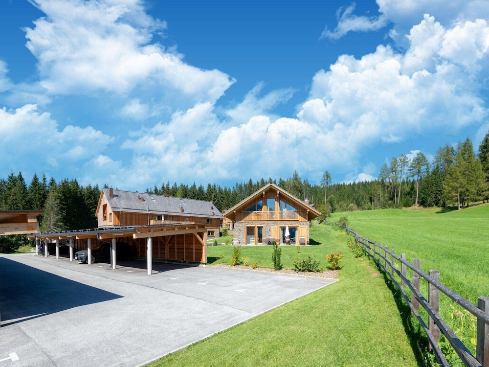 Lovely Chalet in Wolting With Natural Pond