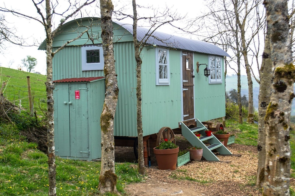 Llethrau Farm