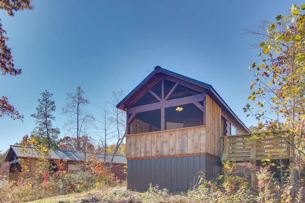 Sweet Thang: Romantic Blue Ridge Mtns Getaway