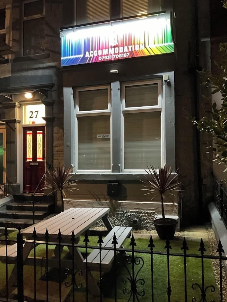 Q Accommodation