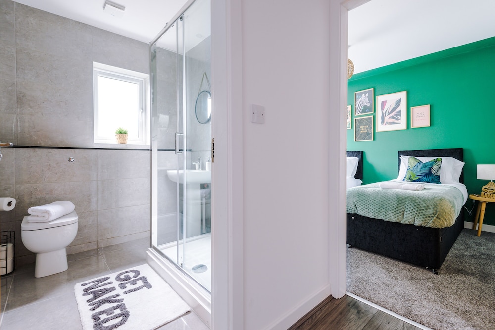 Formby Village Apartments photo 3