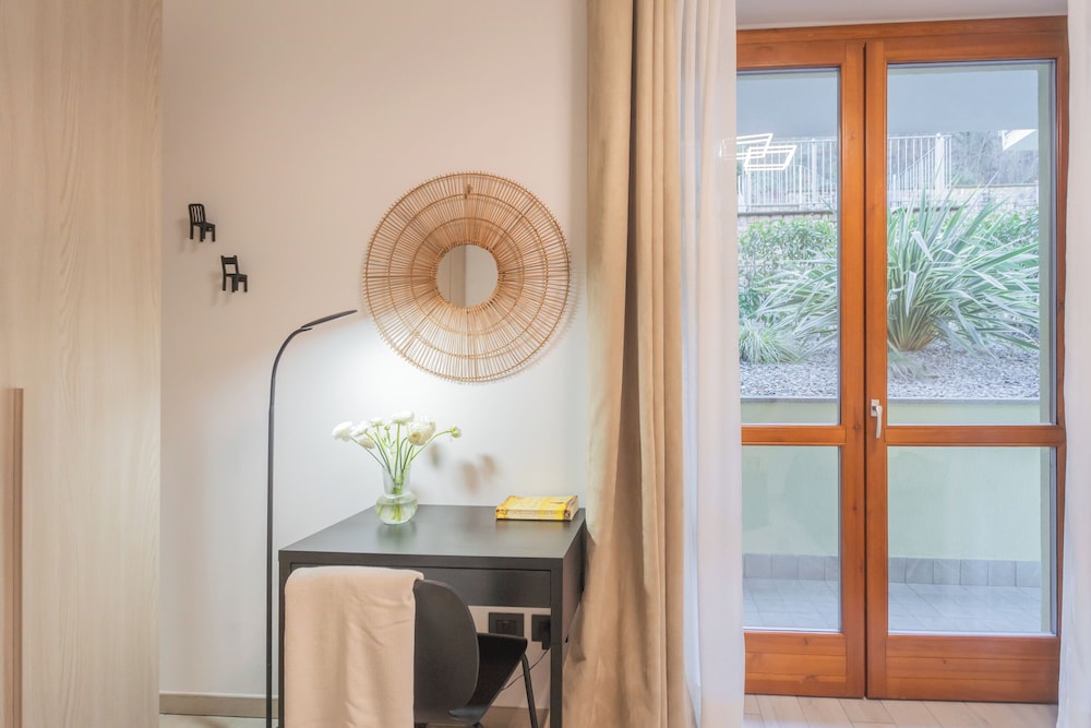 We Lake Como by Rent all Como