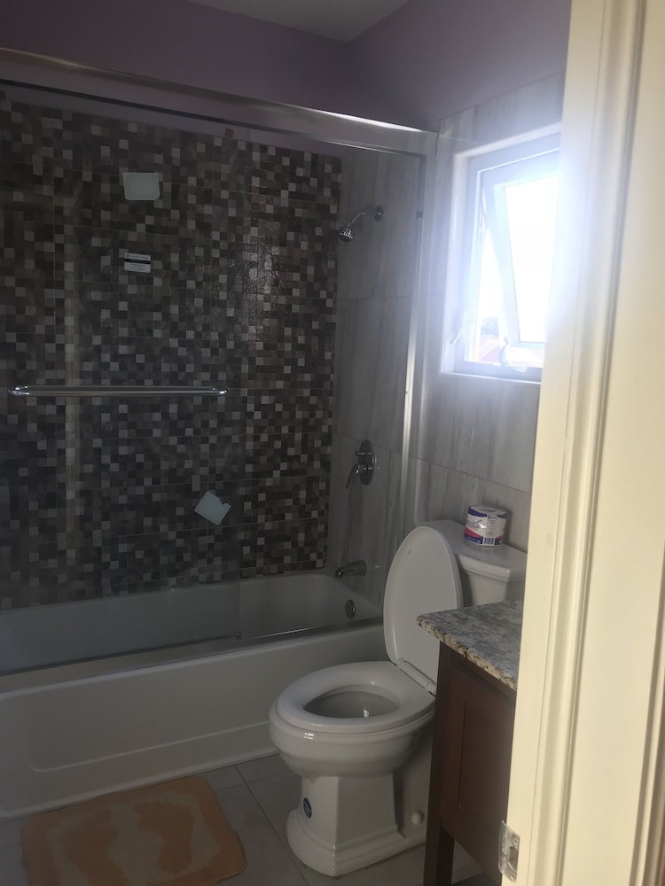 Kingston Paradise Place Rooms