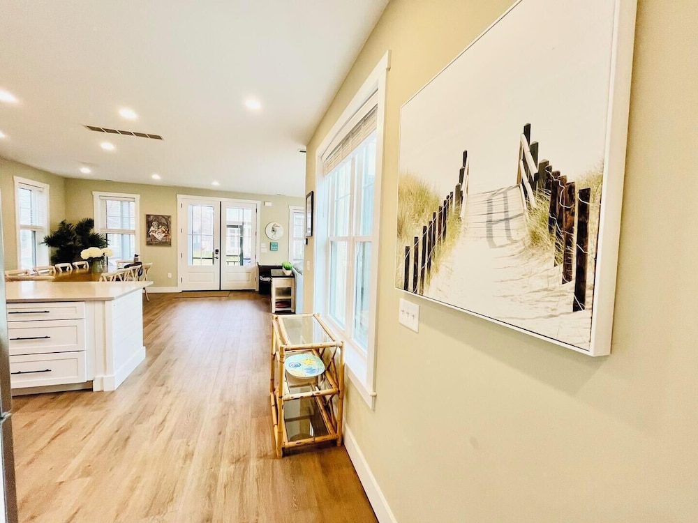 Laurel Street 308