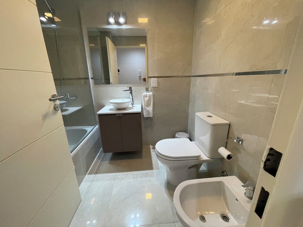 Ayres Suites Moreno