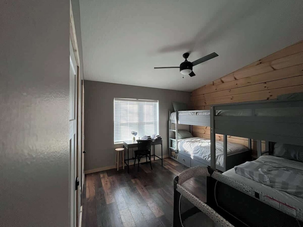 The Treetop Retreat Family Getaway in Scenic Hocking Hills