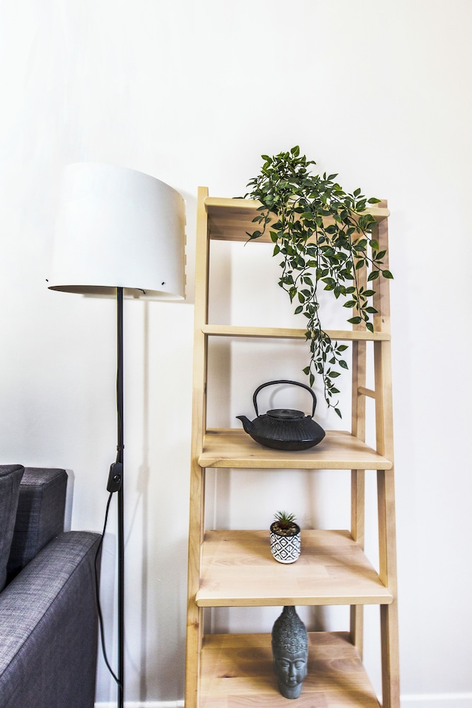 Fast Wifi Pet-friendly Sleeps 4