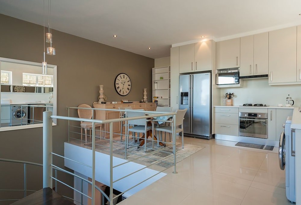 Greenways Beach House