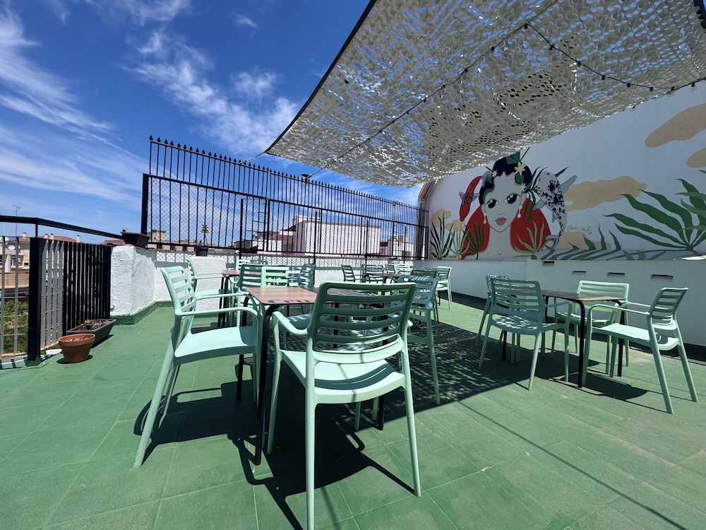 MÜDE Hostel
