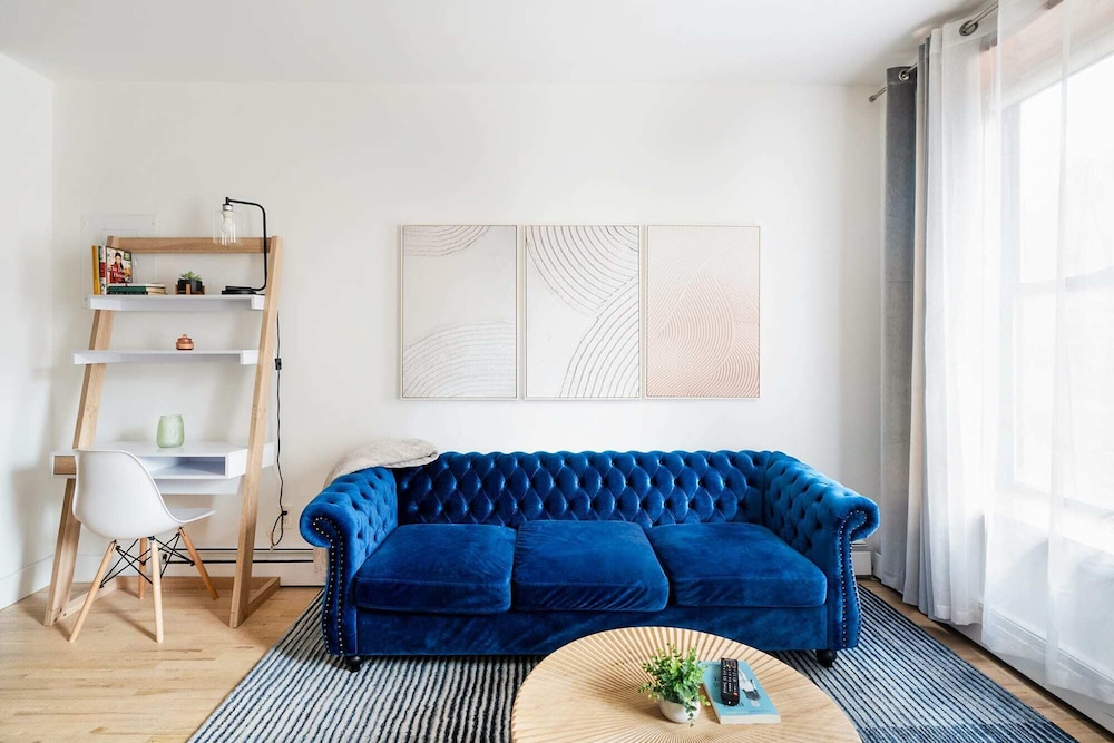1597 New York Apt