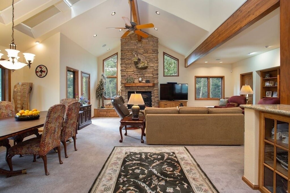 Streamside Lane 4 Bedroom Home