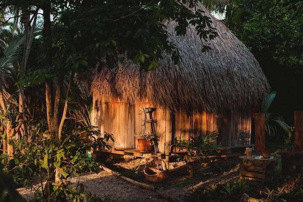 Posada Lulú La Bruja Bacalar