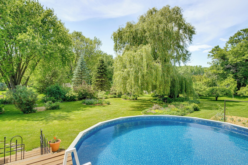7 Mi to Eldorado Marsh: Family Home w/ Pool