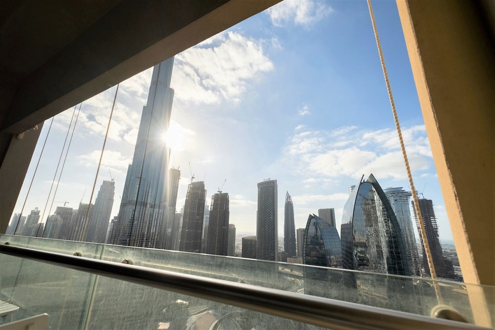 Amazing Stay & Burjview at The Address Dubai Mall