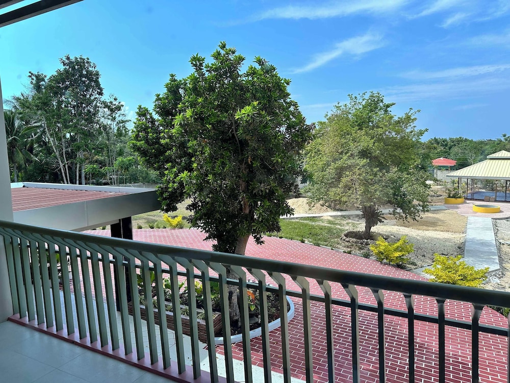 Shas Resort
