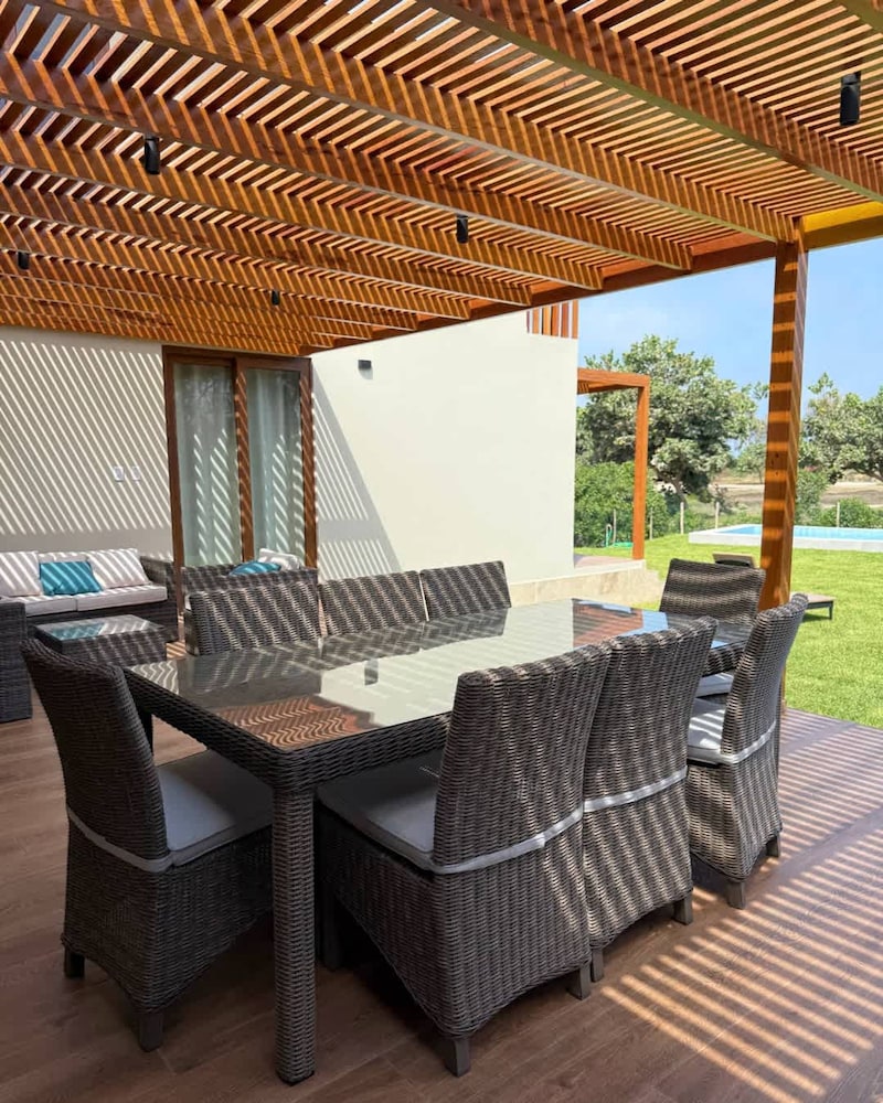 HOP Paradise Modern Luxury Near the Beach