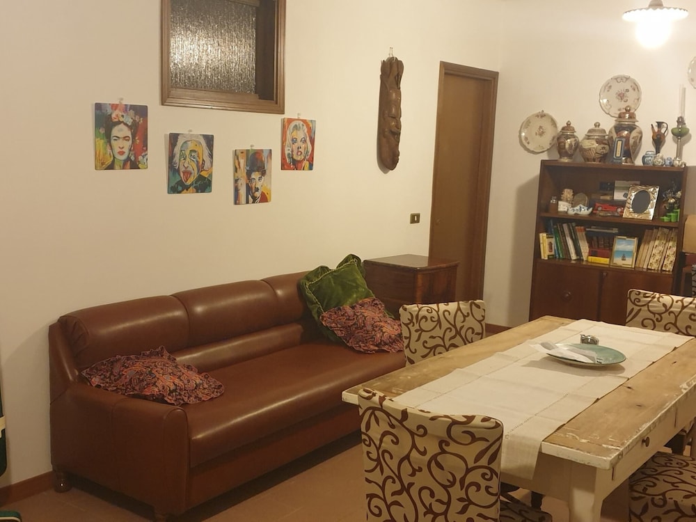Photo 38