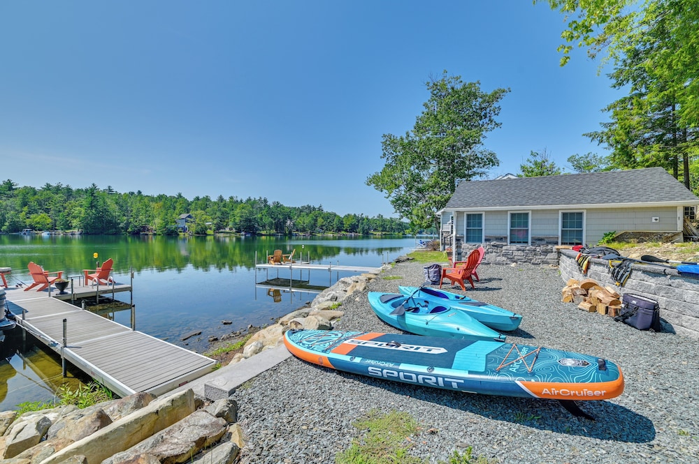 Crooked Lake Escape Near Skiing, Farms & Festivals