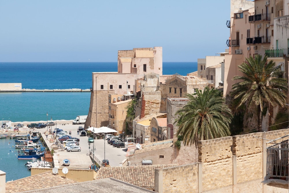 Casa De Gasperi in Castellammare del Golfo