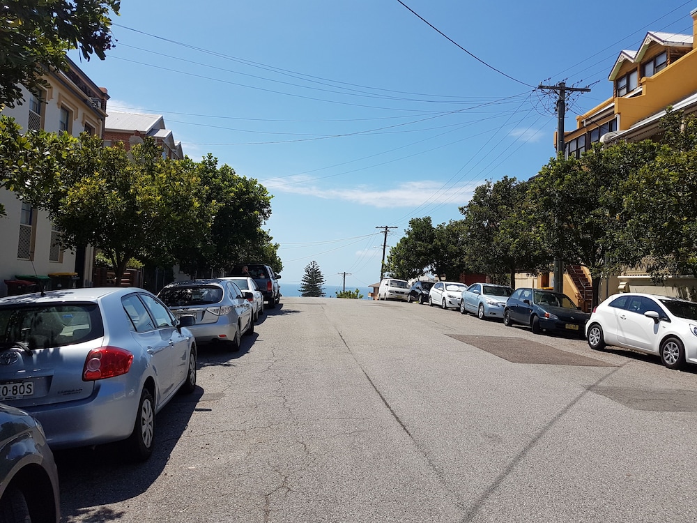 Newcastle Short Stay Apartments - Vista Apartment