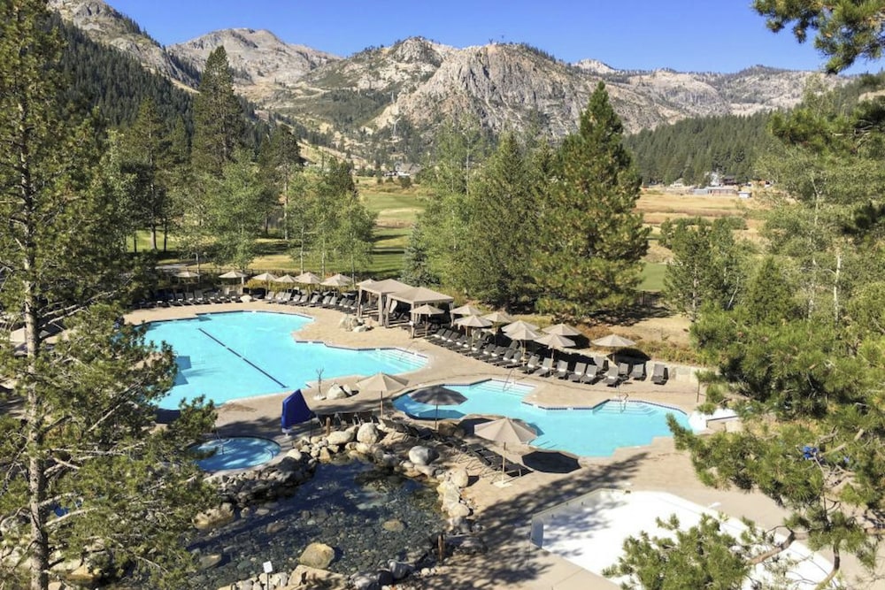 Valley View Condo w/ Resort Amenities