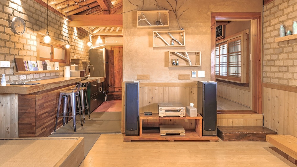 Yangpyeong Agni Choshi Mae Hanok Stay