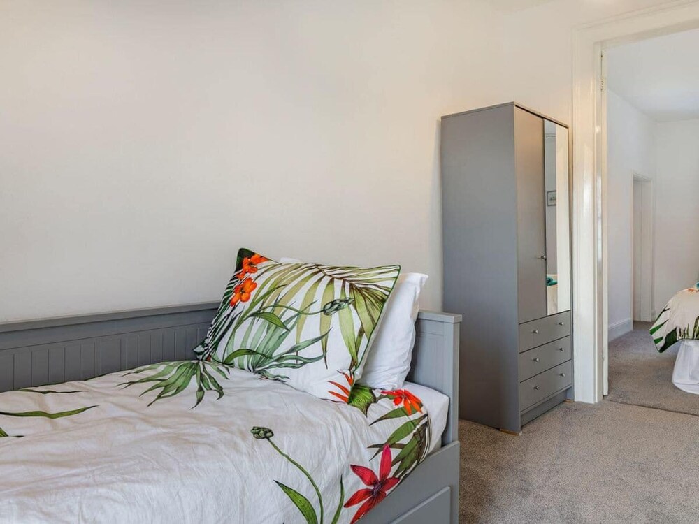 Lovely Villa 1 King 1 Double 4 Single 1bunk bed view 5