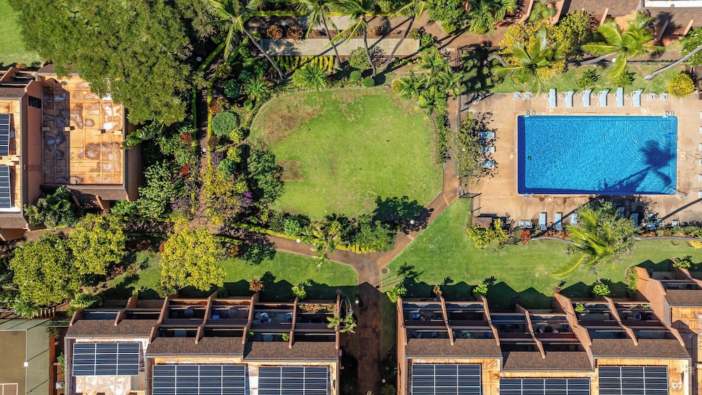 Kuleana Club - 402