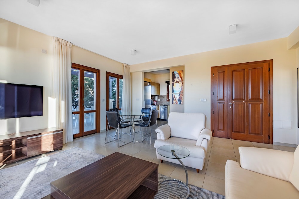 Aphrodite Premium Apartments II