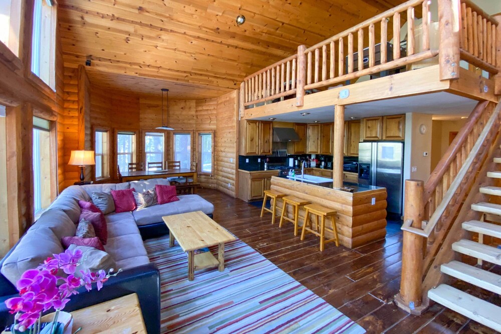 Lake Tahoe Vacations - South Lake Tahoe Vacation Rental w/ Indoor Pool - Property Image 19