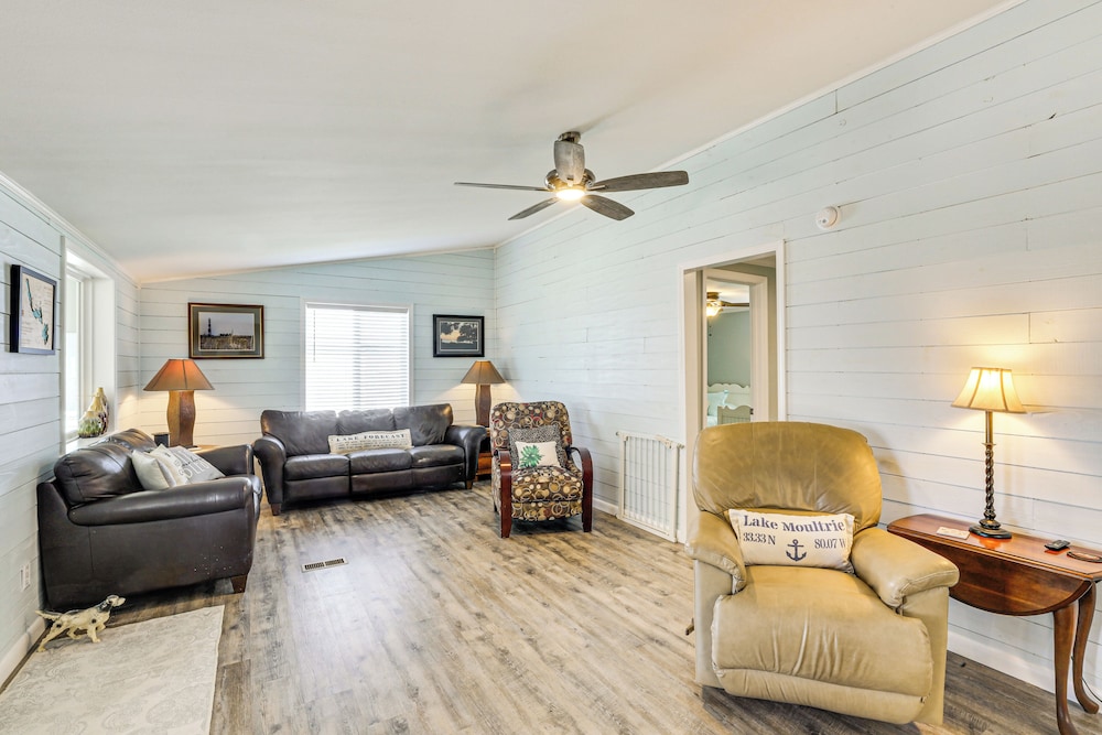 Lake Moultrie Access: Moncks Corner Home w/ Dock