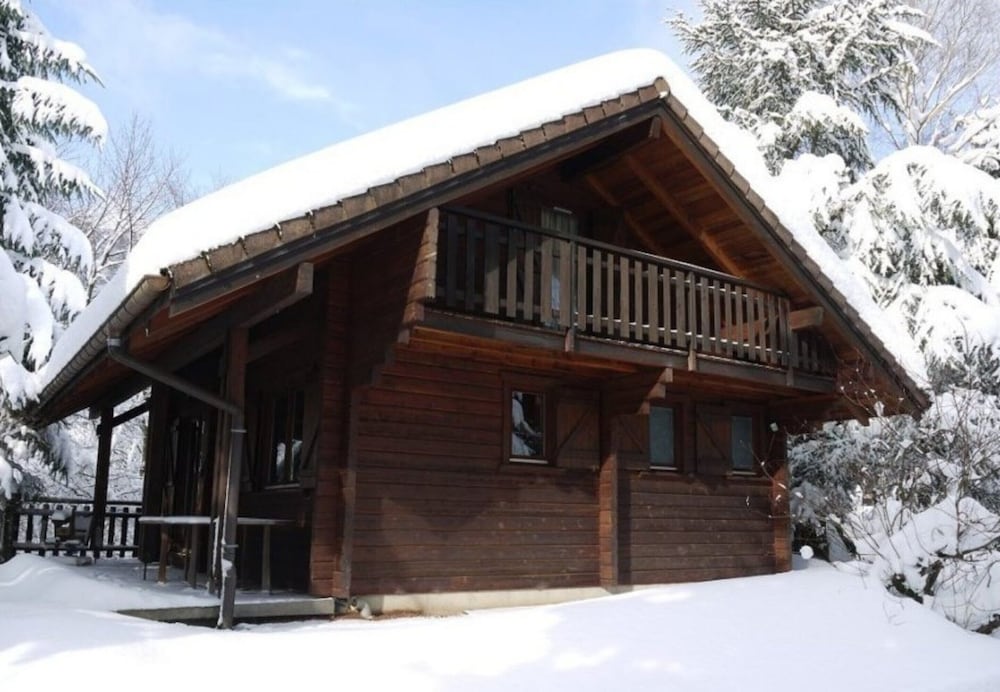 LE Renne Chalet en Bois au Calme Avec SPA Jacuzzi