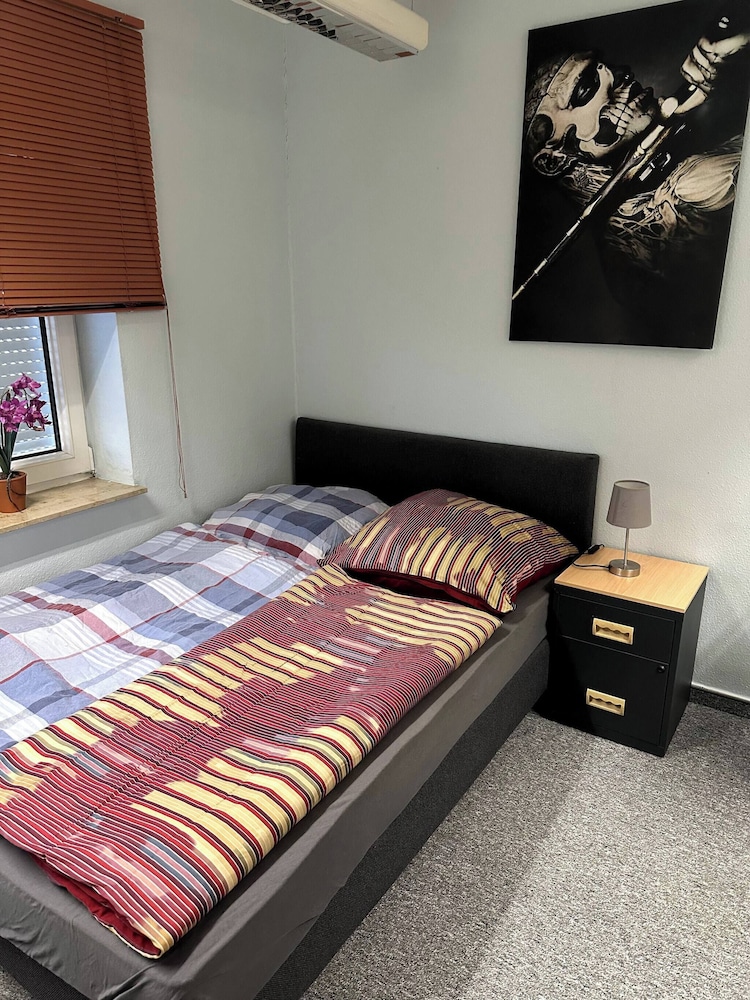 Large Accommodation for up to 18 People Near Halle & Leipzig With Pool Table