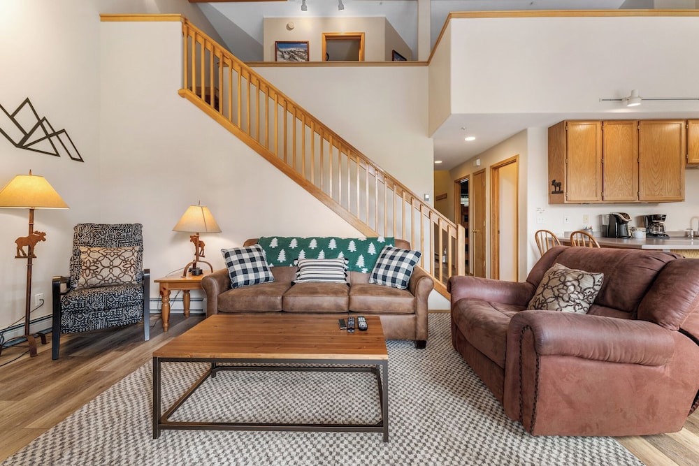 Buffalo Ridge Village #314g