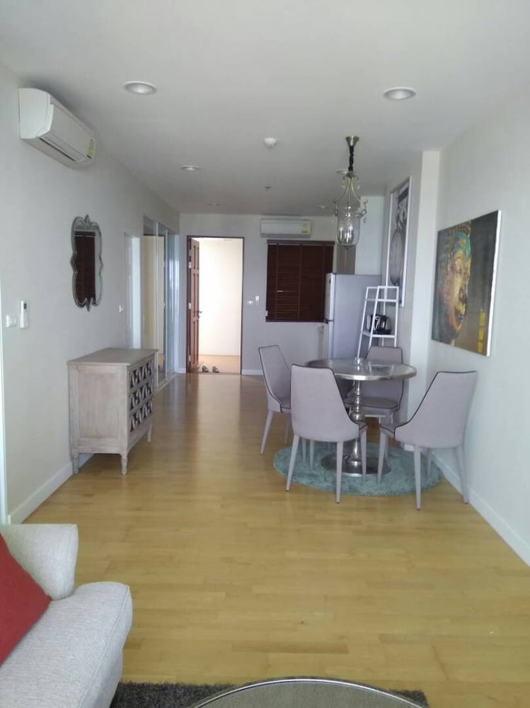 1703 - 2 Bdr Condo Seaview Boathouse Hua Hin