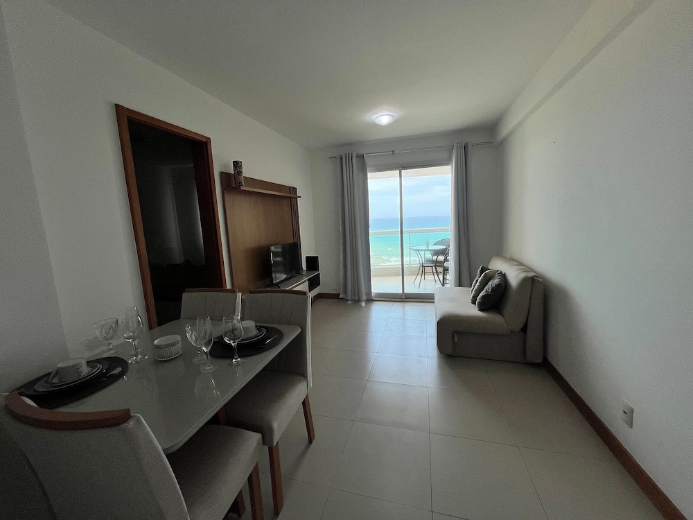 Apt Sea View in Front of the Beach Ptv0912