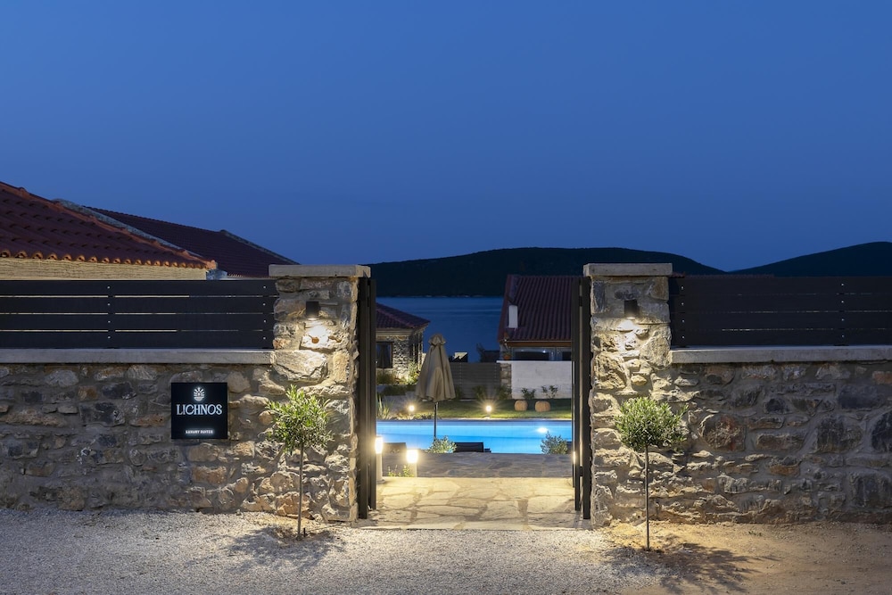 Lichnos Luxury Maisonette 1 view 4