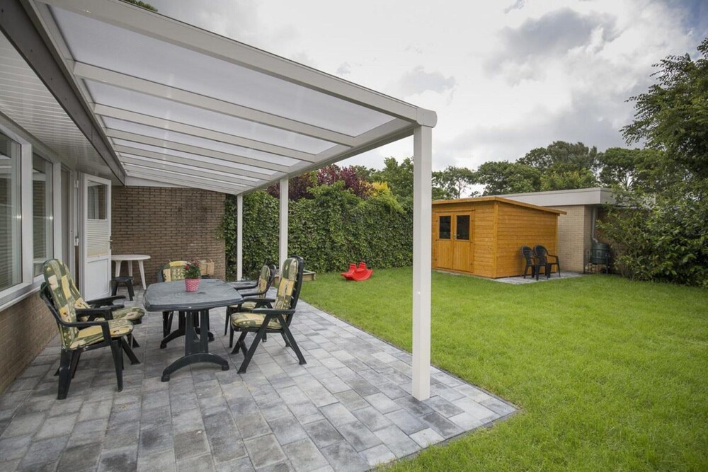 Sint Maartenszee: Renovated Family Retreat