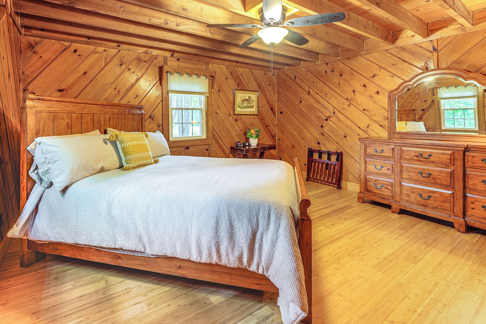 Secluded Lodge Stay: Day Trip to Audra State Park!