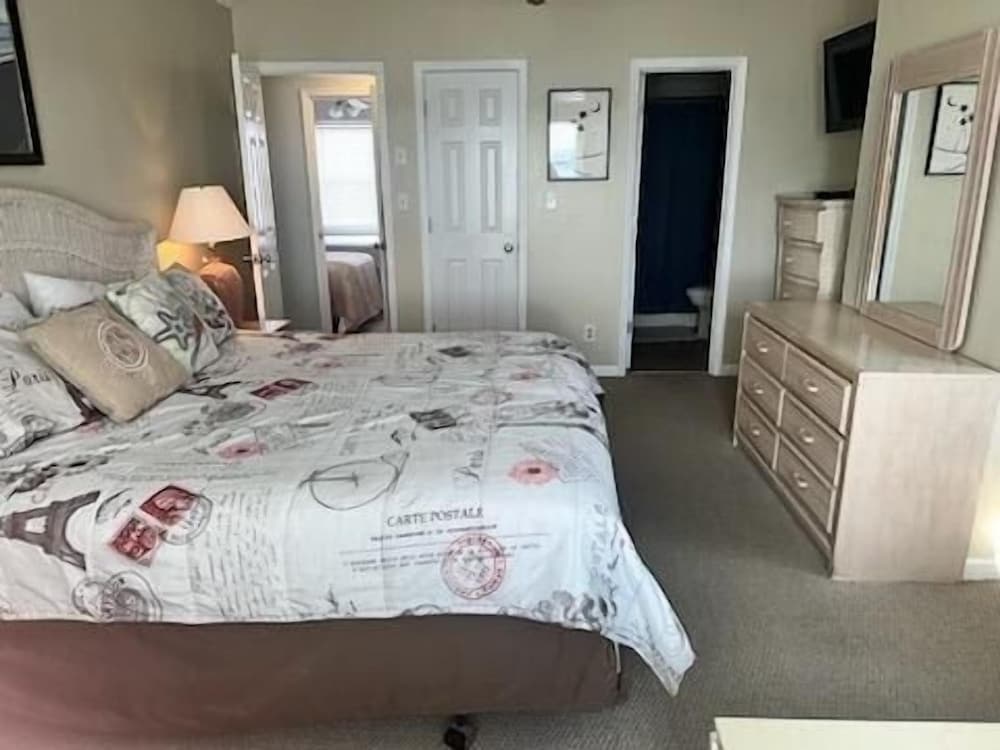Cape Coddages Ii 2 Bedroom Condo by RedAwning