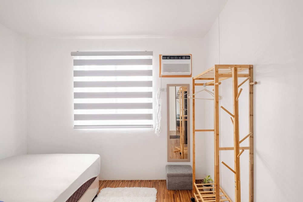 Charming Iloilo City House With Garden View