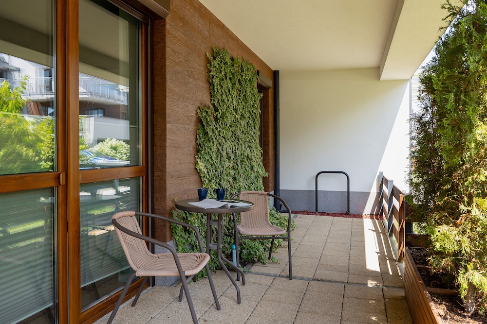 Osiedle Życzeń Apartment by Renters view 5