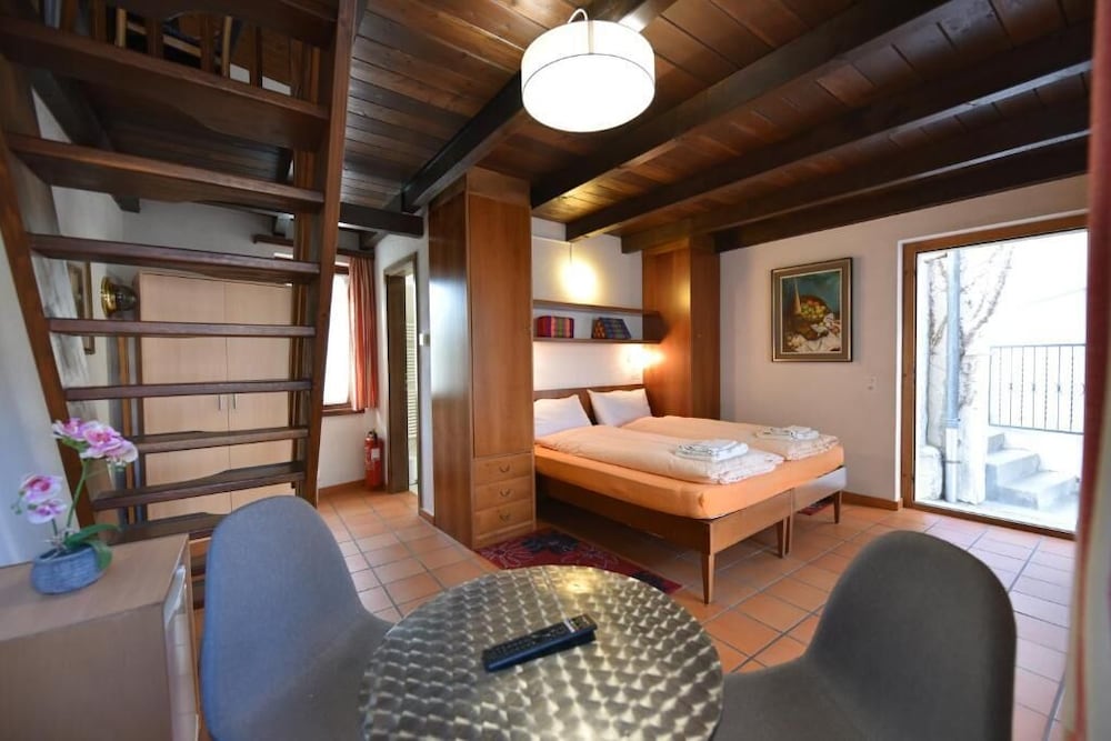 Hotel pensione serena