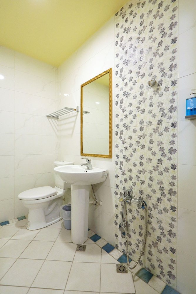 Corner House - Hostel